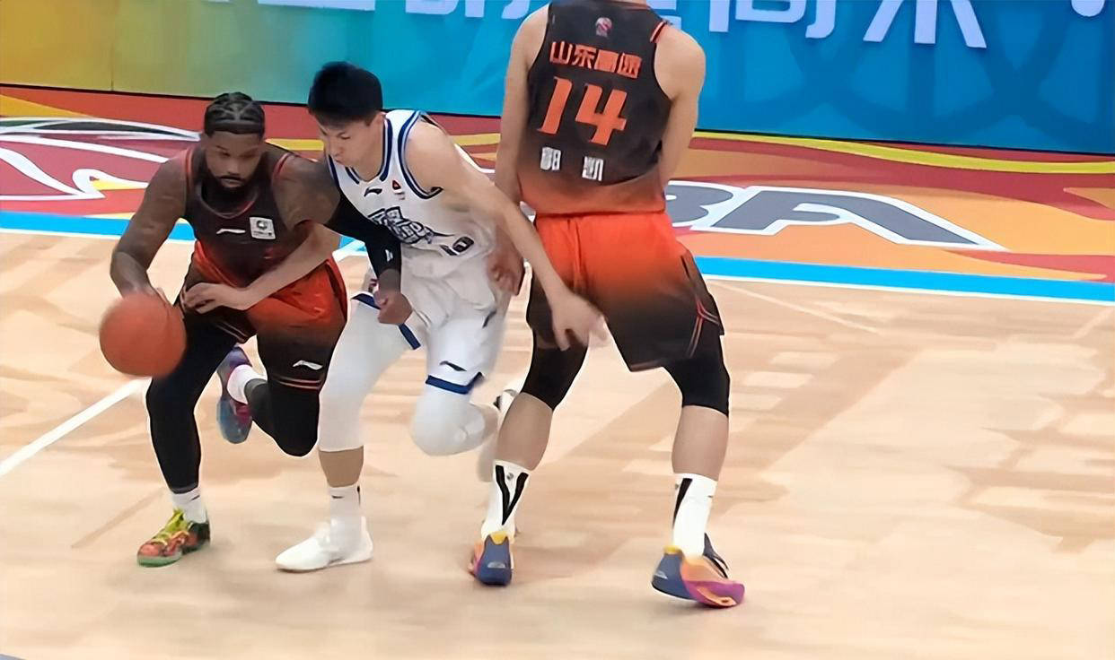 刚刚!多伦多猛龙完成体检备战意甲上海久事状态回暖备战NBA常规赛,窗口期山东泰山止住颓势的简单介绍 刚刚!多伦多猛龙完成体检备战意甲上海久事状态回暖备战NBA常规赛,窗口期山东泰山止住颓势的简单介绍