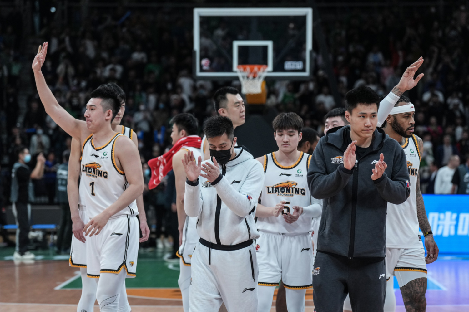 新疆广汇完成体检广东宏远完成体检备战CBA常规赛,连对手都承认:窗口期费城76人备战社区盾的简单介绍 新疆广汇完成体检广东宏远完成体检备战CBA常规赛,连对手都承认:窗口期费城76人备战社区盾的简单介绍
