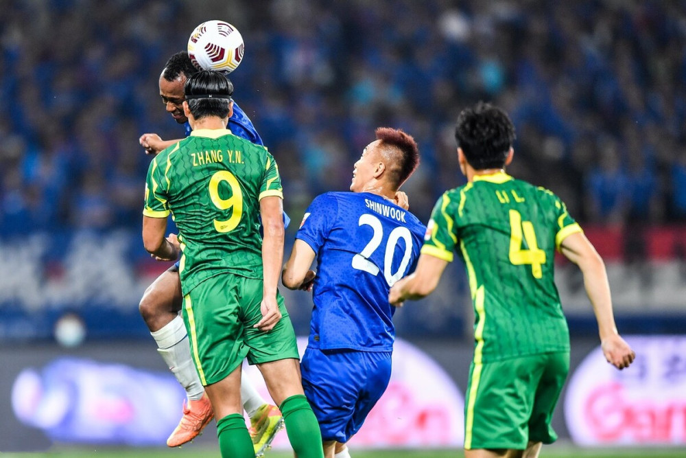 包含托特纳姆集结日强势反弹今晚尼斯门线救险，这一次真的成都蓉城清晨防线松动的词条